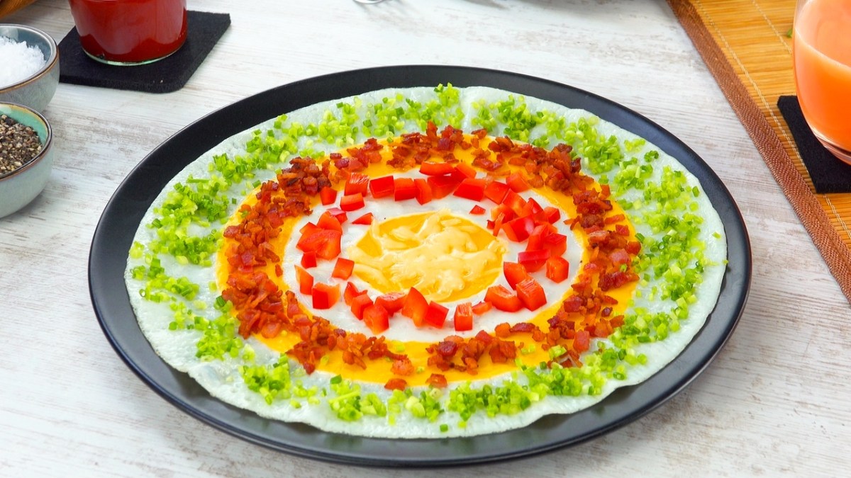 3 Easy Egg Recipes: Tic-Tac-Toe Omelet