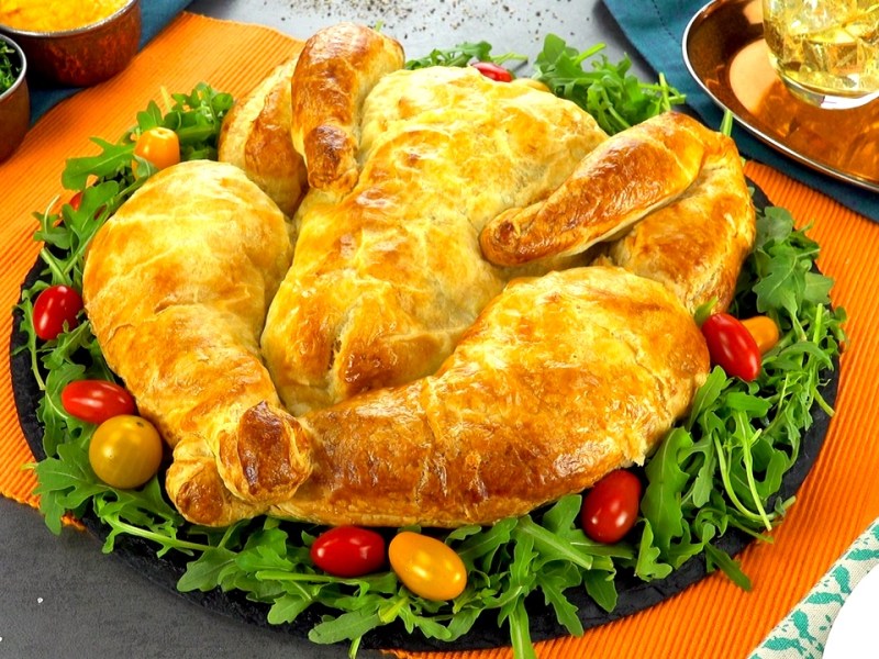 Puff Pastry-Wrapped Turkey Dinner