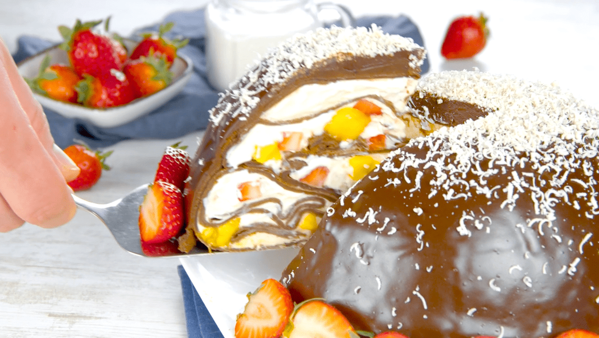 Chocolate Crepe Pouch Cake