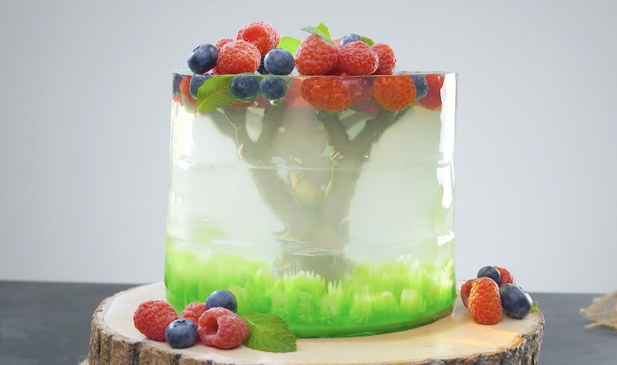 Jello Tree Cake With Fresh Berries & Mint