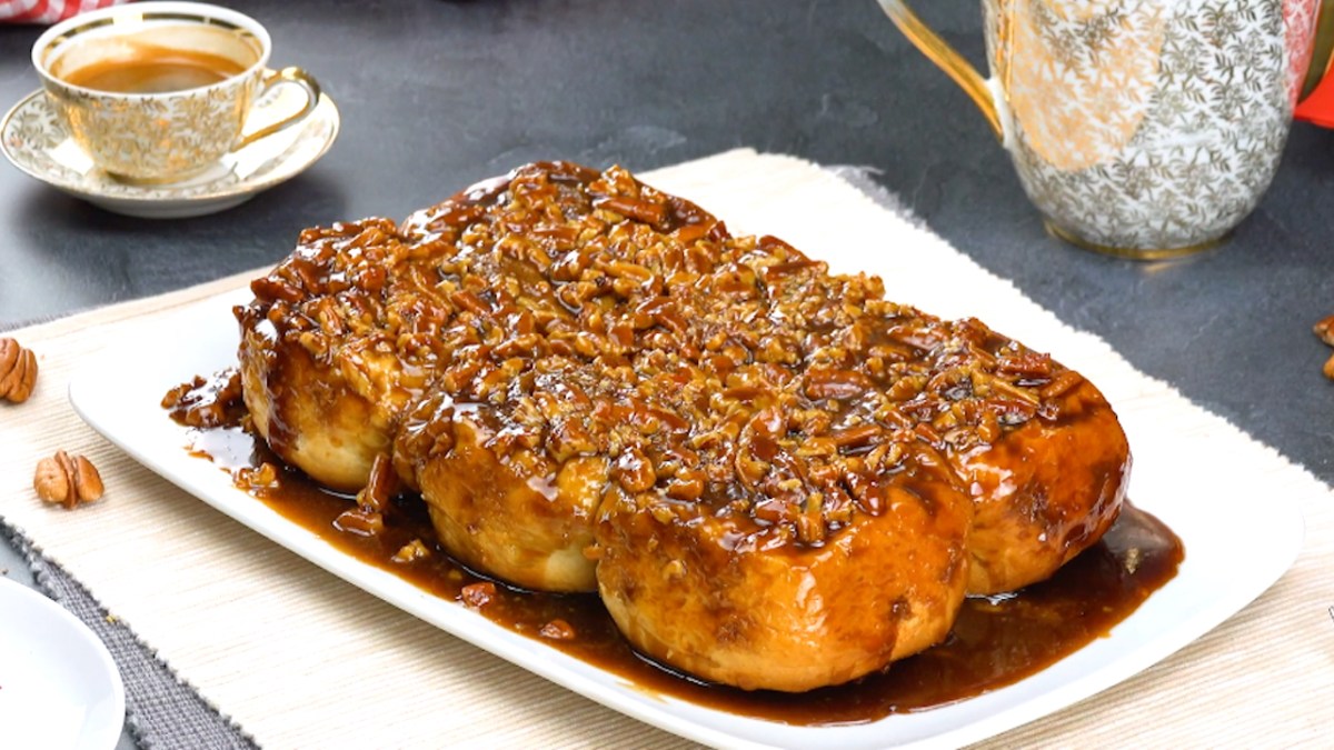 Caramel Pecan Sticky Buns