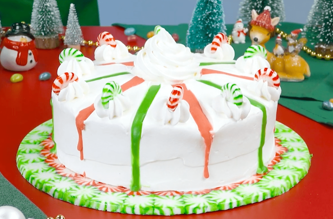 Christmas Peppermint Candy Cake Christmas Peppermint Candy Cake