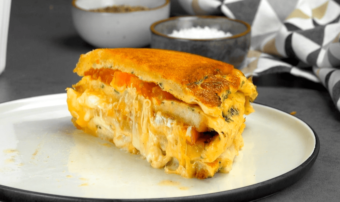 One-Pan Breakfast Sandwich One-Pan Breakfast Sandwich