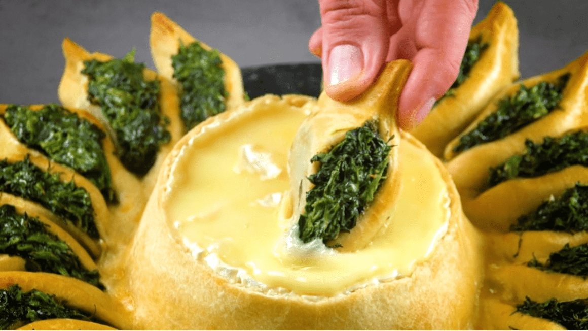Spinach Ricotta Pastry Swirl Spinach Ricotta Pastry Swirl