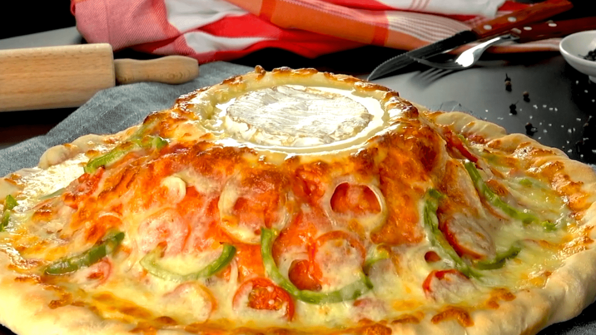 Cheesy Volcano Pizza Cheesy Volcano Pizza