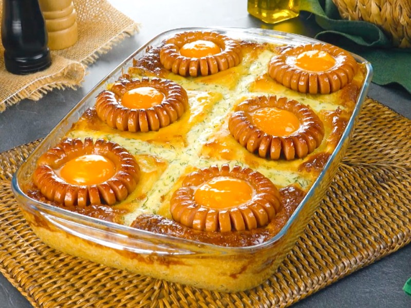 Mashed Potato And Hot Dog Casserole