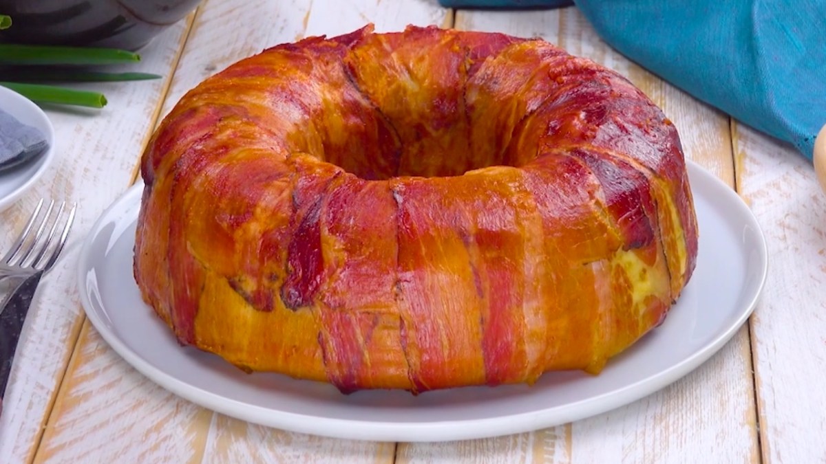 5 Hearty And Savory Dinner Cakes