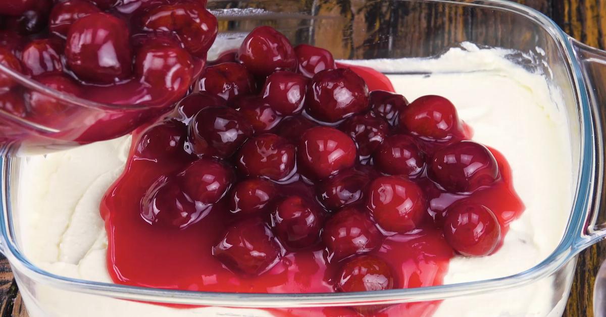4 Christmas Desserts To Get You In The Holiday Spirit