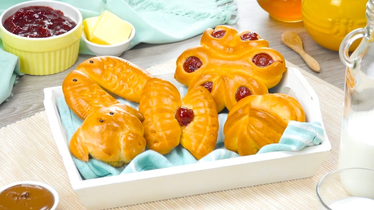 5 Adorable Yeast Rolls
