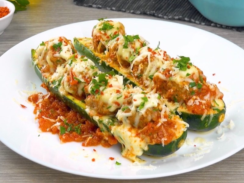 Cheese Baked Zucchini Boats Filled With Meatballs & Marinara Sauce